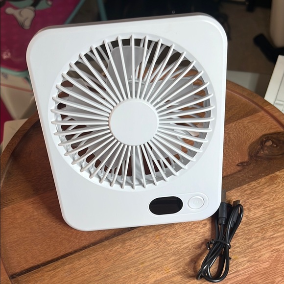 Desktop Fan with Digital Display - Picture 1 of 4